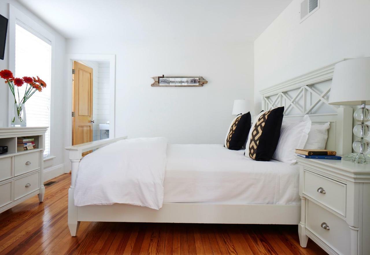 Seven Resort Style Inn Near Beach Shelter Island Heights Экстерьер фото